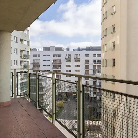 Metro Wilanowska Apartment With Spa Warsaw Exterior photo